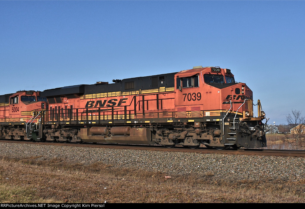 BNSF 7039